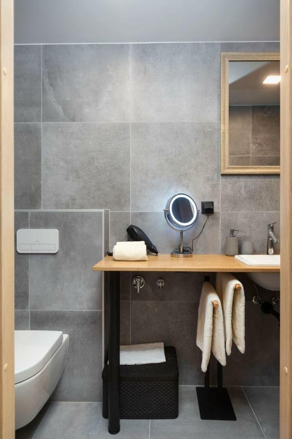 Estonian Design Flat Next To Old Town Apartment Tallinn Exterior foto